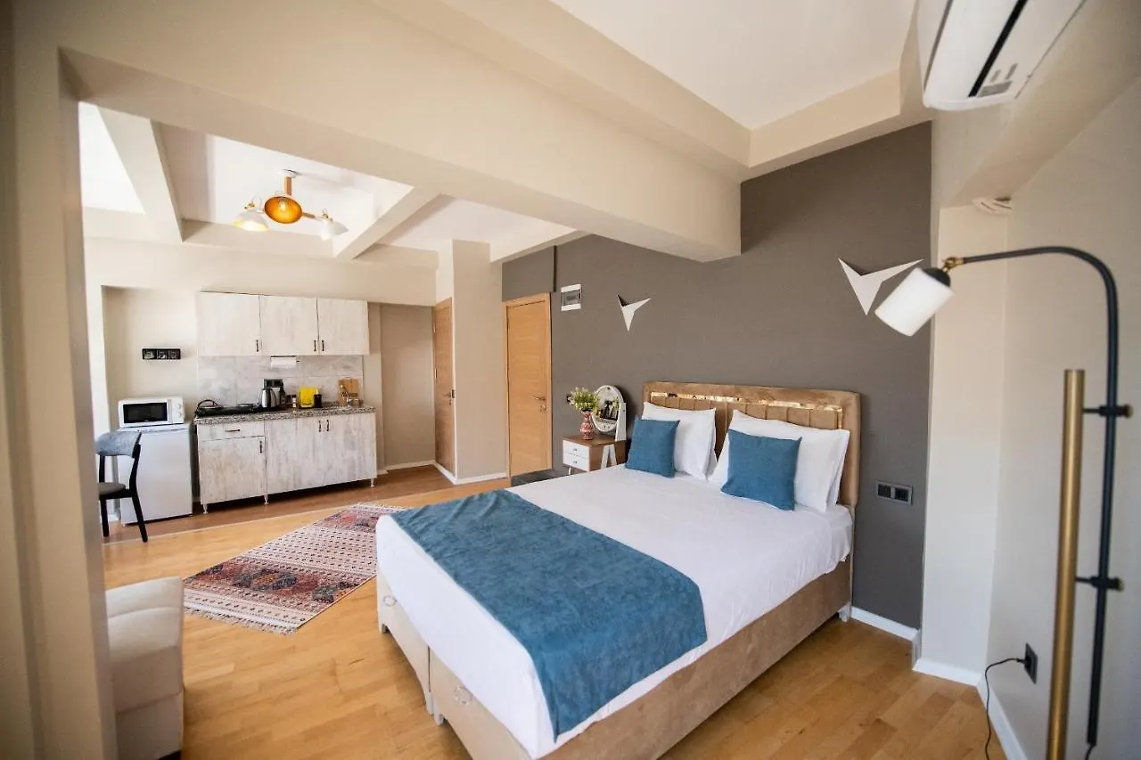 Galapera Apartments location